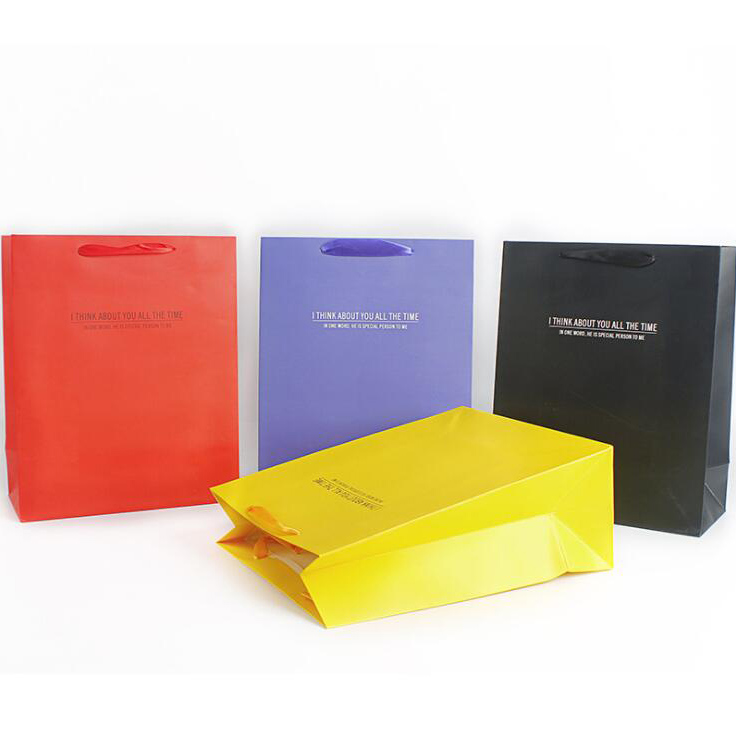 Customized Wholesale Eco Friendly Custom Printed Gift Paper Bags