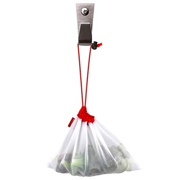 Waschbare umweltfreundliche Taschen mit Taragewicht auf Tags für Lebensmitteleinkaufslager
